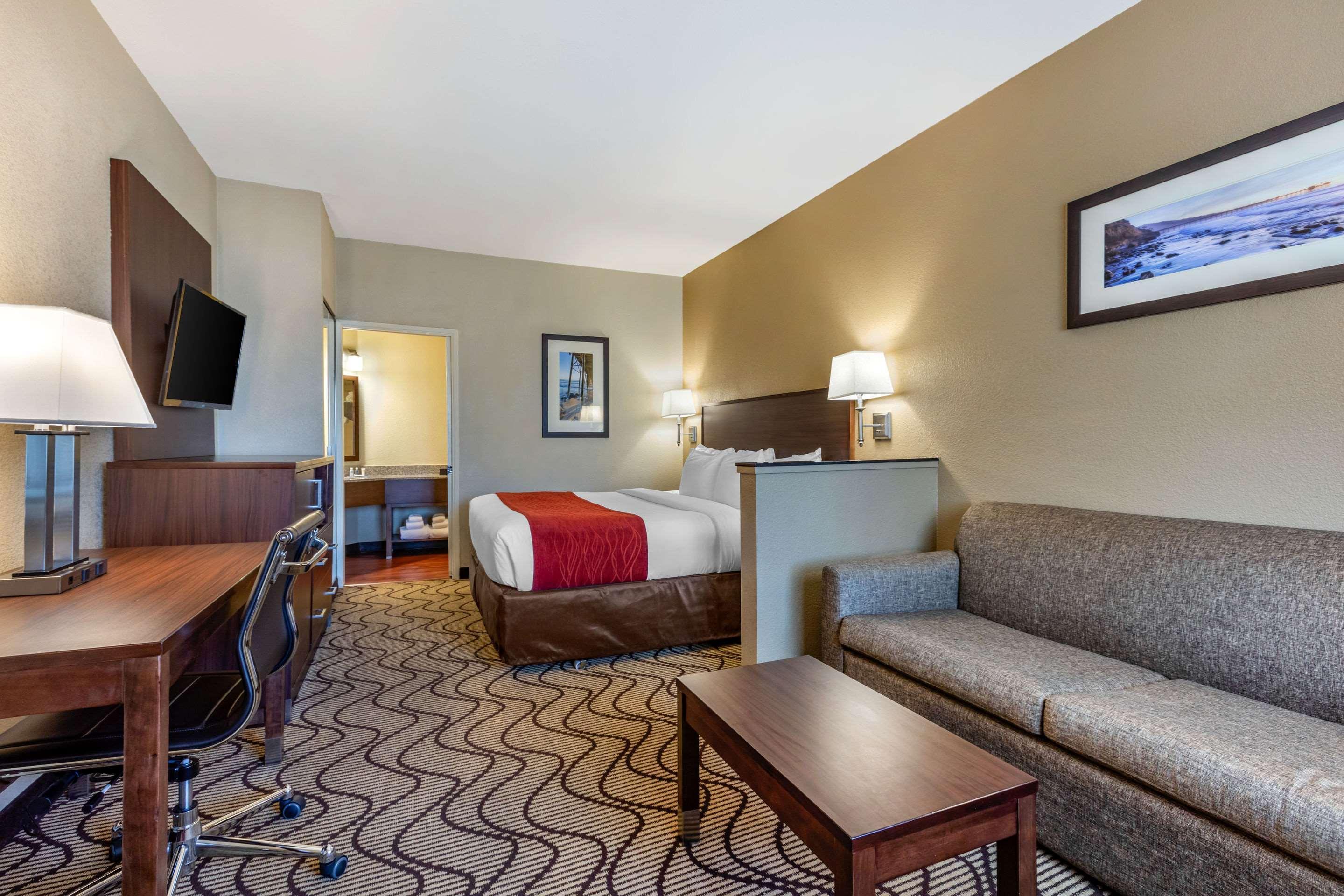 Comfort Inn & Suites Orange County John Wayne Airport Santa Ana Buitenkant foto