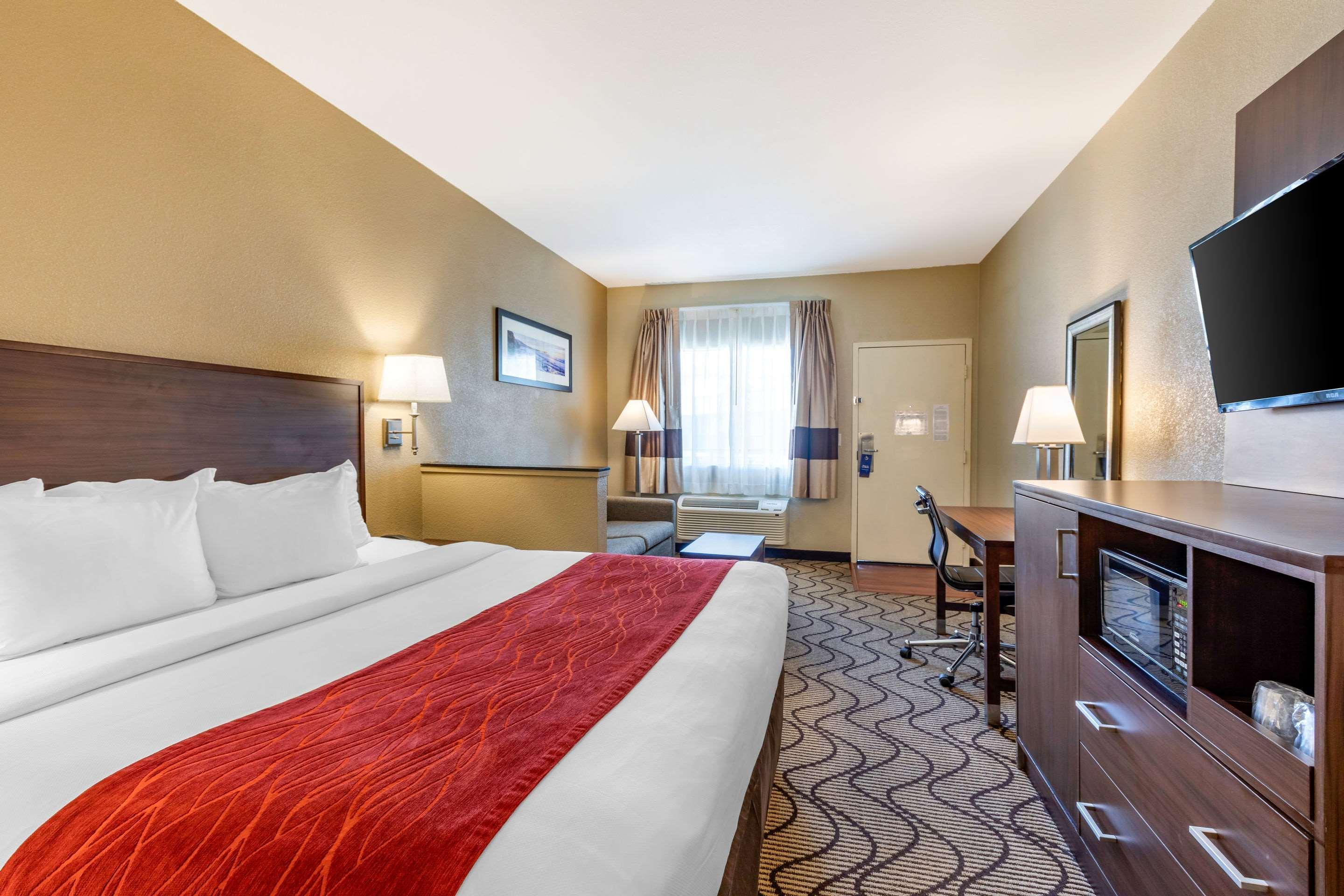 Comfort Inn & Suites Orange County John Wayne Airport Santa Ana Buitenkant foto