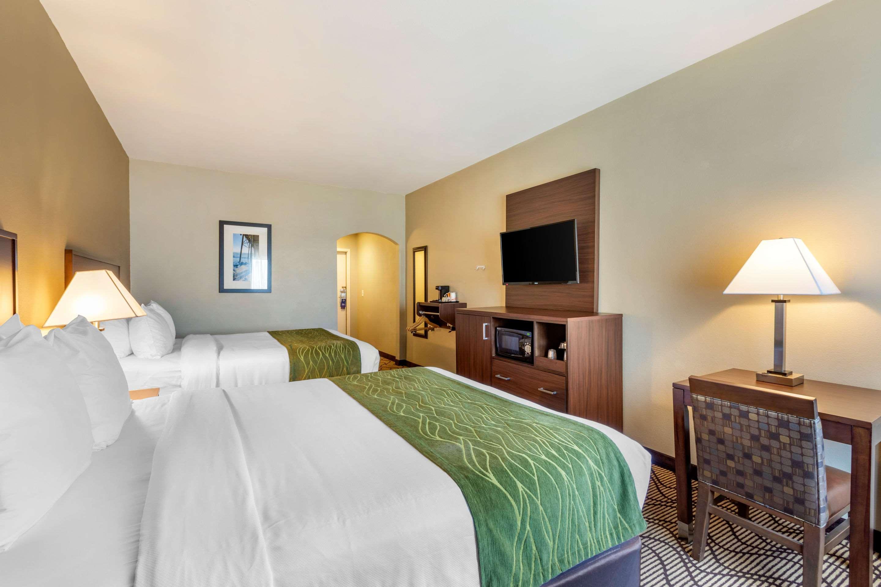 Comfort Inn & Suites Orange County John Wayne Airport Santa Ana Buitenkant foto