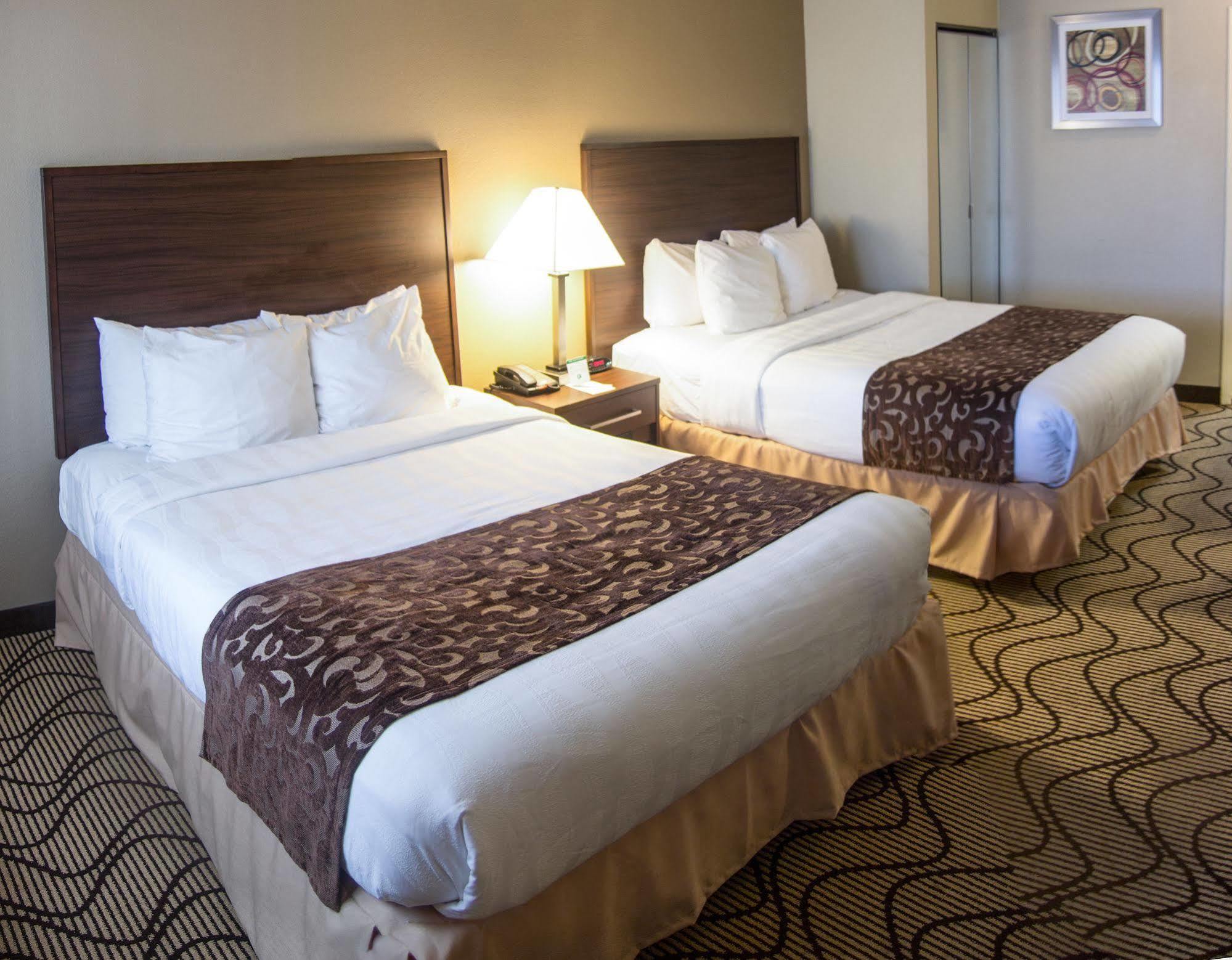 Comfort Inn & Suites Orange County John Wayne Airport Santa Ana Buitenkant foto